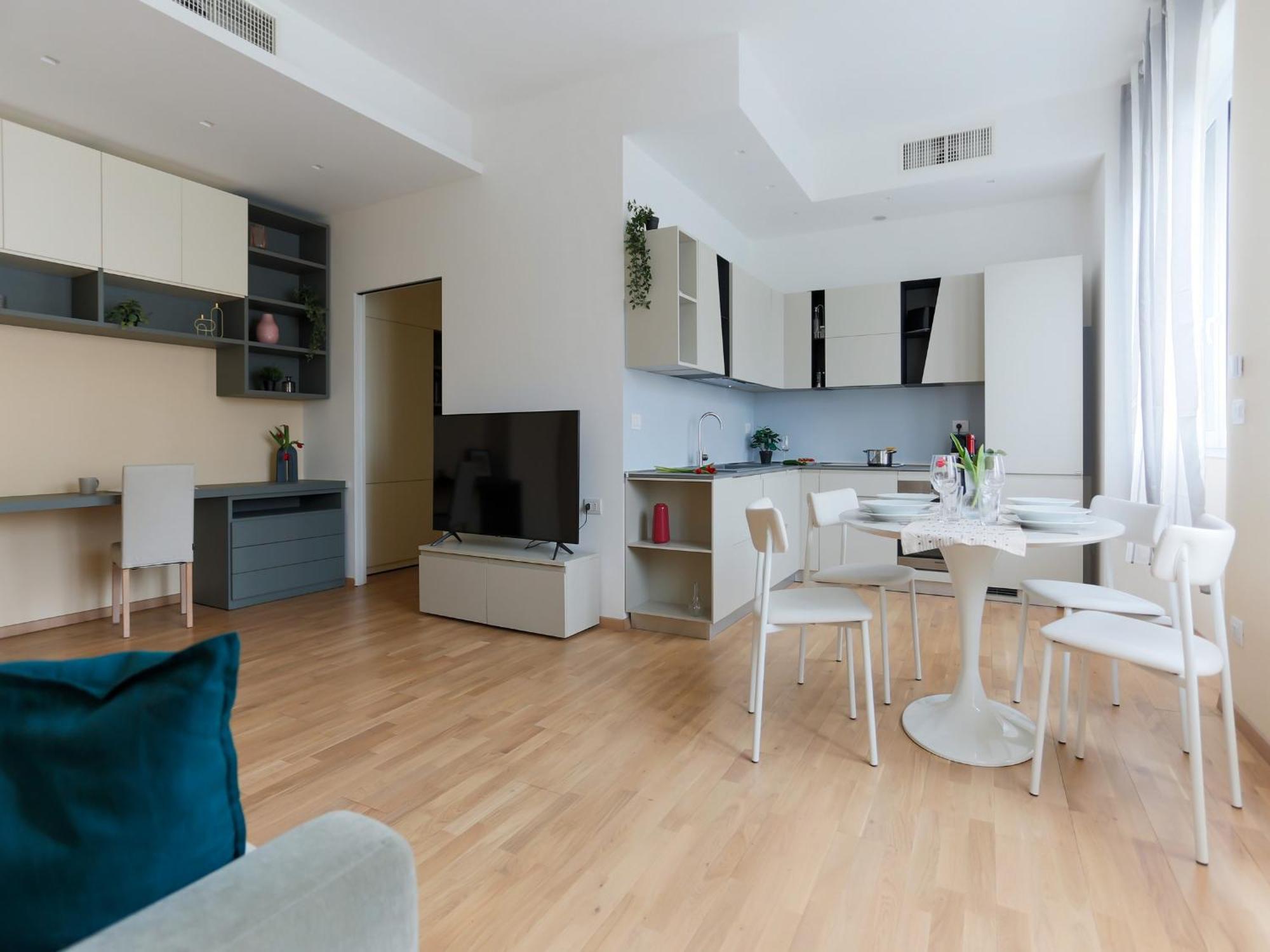 The Best Rent - Bright One-Bedroom Apartment In Corso Vittorio Emanuele II Milão Exterior foto